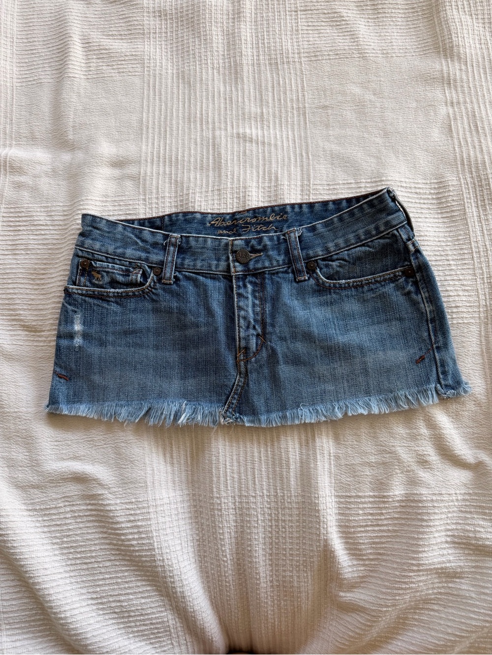 Abercrombie & Fitch Ultra Low Rise Denim Icon Micro Mini Skirt